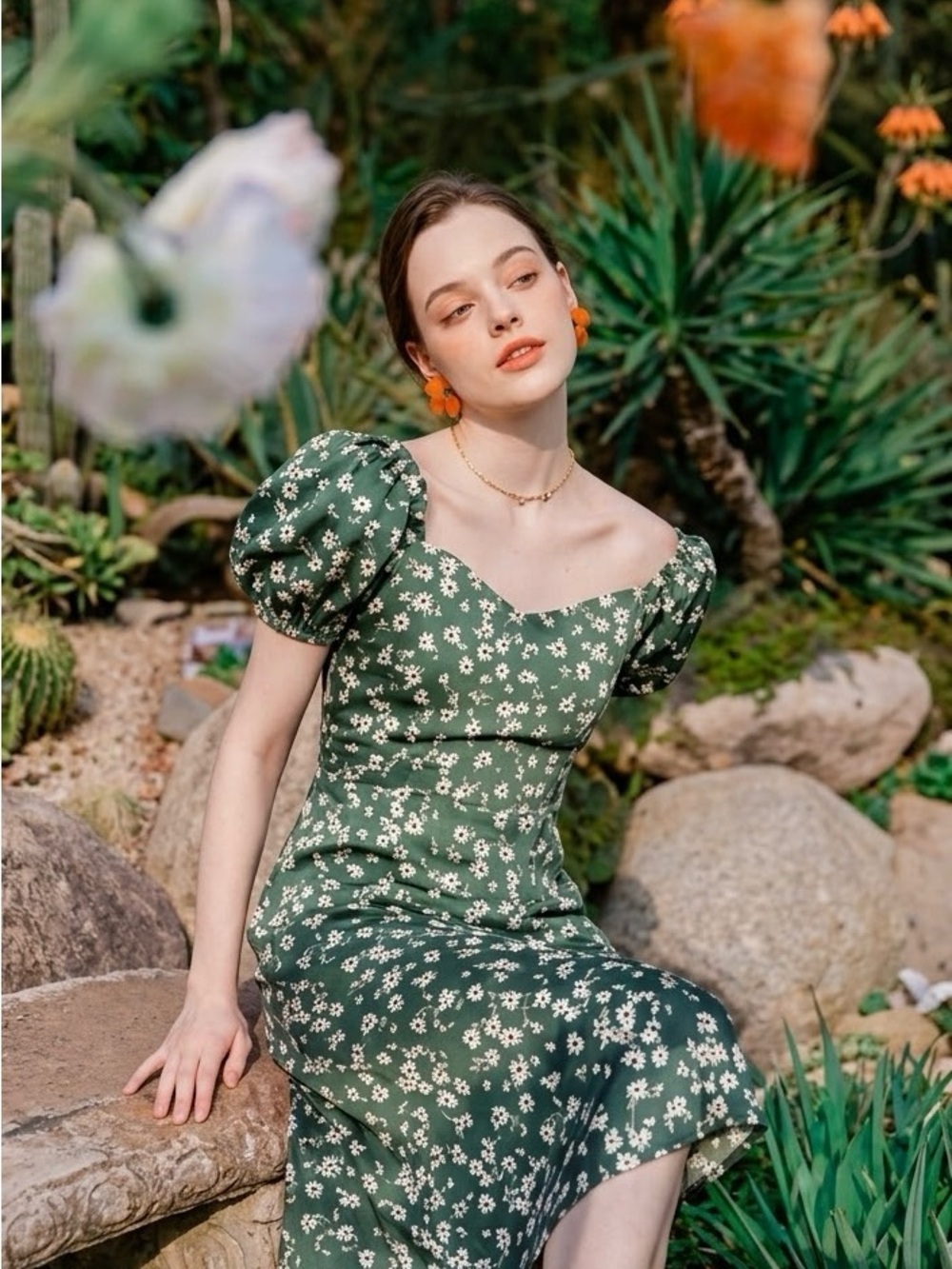 Petite Studio NYC - Green Floral Puff-Sleeve Midi Dress